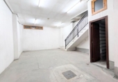 Local comercial en venta con 160m² en Elche foto