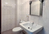 Local comercial en venta con 160m² en Elche foto