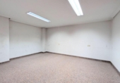 Local comercial en venta con 160m² en Elche foto