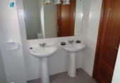 100m² office for sale in Cáceres, in the area of Cabezarrubia, Calle Londres photo