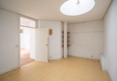 150m² offices for sale in Madrid, in the area of Argüelles, Calle de Juan Álvarez Mendizábal photo