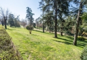 150m² offices for sale in Madrid, in the area of Argüelles, Calle de Juan Álvarez Mendizábal photo