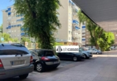 530m² commercial premises for sale in Alcalá de Henares, in the area of Catholic Monarchs, Calle Era Honda photo