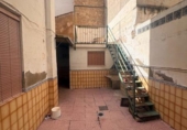 Local comercial
en venda
amb 151m² a Novelda, Calle Maestro Segura foto