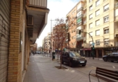 27m² commercial premises for sale in Granada, Calle José Recuerda photo