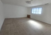 945m² warehouse industrial for sale in Fuenlabrada, Avenida de la Hispanidad photo