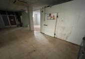 Local comercial en venta con 135m² en Alicante, Calle Monforte del Cid foto
