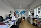 29m² locaux commerciaux pour vente à Séville, dans le quartier de El Plantinar, Calle Mulhacén photo