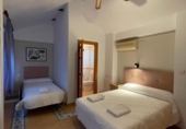 600m² hôtel pour vente à Grenade, dans le quartier de La Manigua, Calle Álvarez de Castro photo