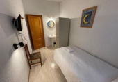 600m² hôtel pour vente à Grenade, dans le quartier de La Manigua, Calle Álvarez de Castro photo