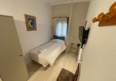 600m² hôtel pour vente à Grenade, dans le quartier de La Manigua, Calle Álvarez de Castro photo