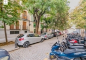 Edificio en venta con 176m² en Granada, en la zona de Barrio de San Jerónimo, Calle Trabuco foto