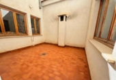 Local comercial en venta con 200m² en La Roda, Calle Doña Jimena foto