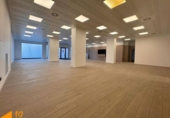 Local comercial en venta con 294m² en Burgos, en la zona de Gamonal, Avenida de los Derechos Humanos foto
