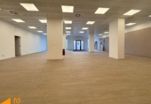 Local comercial en venta con 294m² en Burgos, en la zona de Gamonal, Avenida de los Derechos Humanos foto
