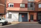 170m² workshop for sale in Ponferrada, Calle Batalla del Salado photo
