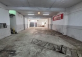 170m² workshop for sale in Ponferrada, Calle Batalla del Salado photo