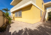 Edificio en venta con 290m² en Bellreguart, Calle Menorca foto