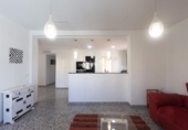 Edificio en venta con 290m² en Bellreguart, Calle Menorca foto