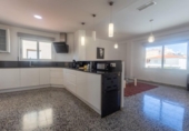 Edificio en venta con 290m² en Bellreguart, Calle Menorca foto