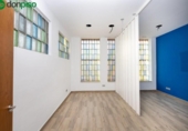 240m² commercial premises for sale in Granada, photo