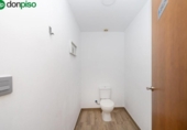 240m² commercial premises for sale in Granada, photo