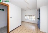 240m² commercial premises for sale in Granada, photo