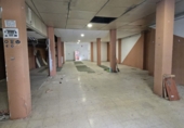 300m² entrepôt pour vente à Xérès photo