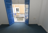 Local comercial
en venda
amb 150m² a Badajoz foto