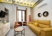 Edificio en venta con 186m² en Granada, en la zona de Barrio de San Jerónimo, Placeta Radio Granada foto