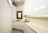 Edificio en venta con 186m² en Granada, en la zona de Barrio de San Jerónimo, Placeta Radio Granada foto