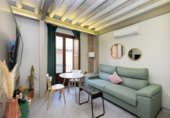 Edificio en venta con 186m² en Granada, en la zona de Barrio de San Jerónimo, Placeta Radio Granada foto