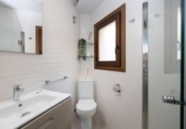 Edificio en venta con 186m² en Granada, en la zona de Barrio de San Jerónimo, Placeta Radio Granada foto
