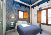 Edificio en venta con 186m² en Granada, en la zona de Barrio de San Jerónimo, Placeta Radio Granada foto