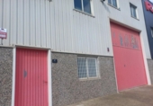 390m² entrepôt pour location à Bigues, photo