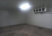 390m² entrepôt pour location à Bigues, photo