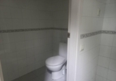 390m² entrepôt pour location à Bigues, photo