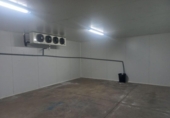390m² entrepôt pour location à Bigues, photo