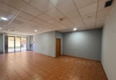 Local comercial en alquiler con 121m² en Almería, Calle de Lanjarón foto