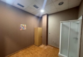 Local comercial en alquiler con 121m² en Almería, Calle de Lanjarón foto