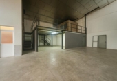 240m² warehouse industrial for sale in Córdoba, in the area of Palace, Calle de San Nicolás photo
