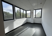 Oficina en alquiler con 130m² en Logroño foto