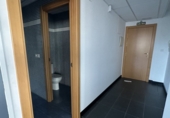 Oficina en alquiler con 130m² en Logroño foto