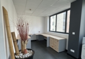 Oficina en alquiler con 130m² en Logroño foto