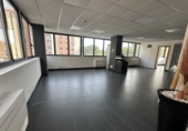 Oficina en alquiler con 130m² en Logroño foto