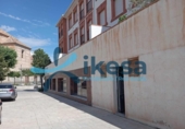 447m² commercial premises for sale in Baza, Calle Huerta Palacio photo