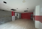 Local comercial en venta con 256m² en Córdoba, Calle Guaraníes foto
