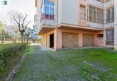 153m² locaux commerciaux pour vente à Grenade, Calle Matilde de Torre photo