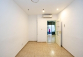 54m² offices for sale in Granada, in the area of San Antón Neighborhood, Calle Horno Espadero photo
