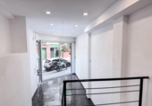 91m² commercial premises for sale in Badalona, in the area of Sant Joan de Llefià, Carrer de Juan Valera photo